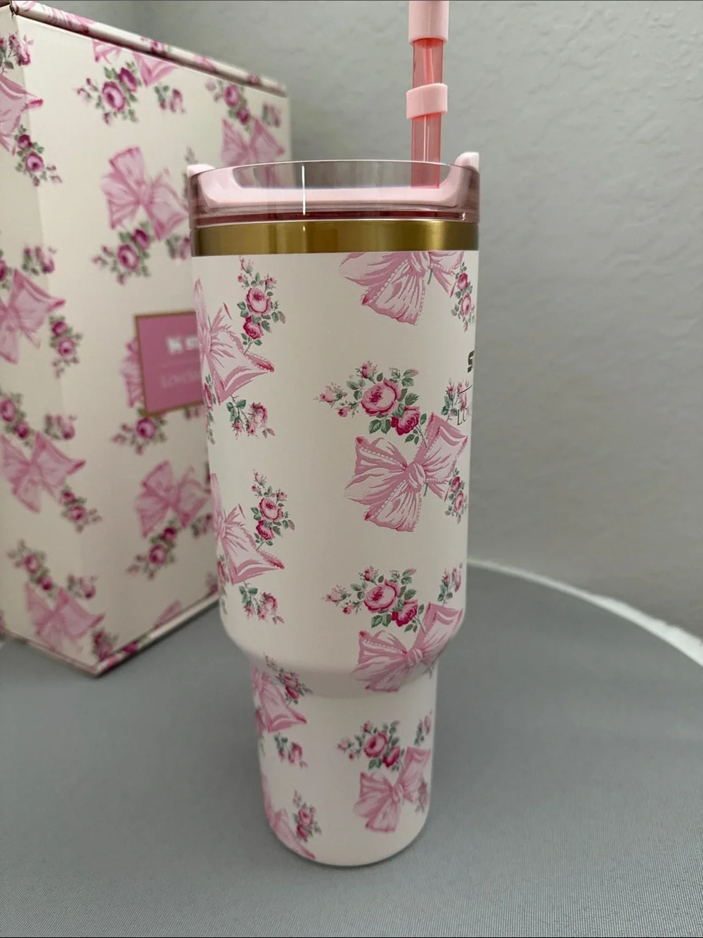 EUC Stanley Love Shack Fancy Rosa Beaux Pink 40oz Tumbler - Picture 2 of 12